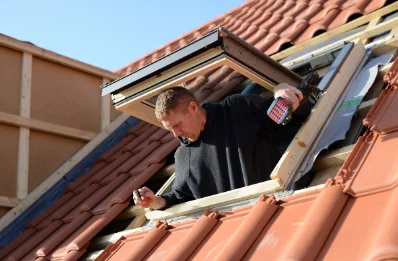 Pose de fenêtres de toit Velux à Reignat
